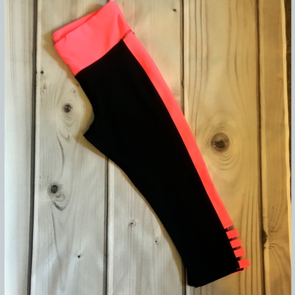 NWOT Gym Workout Fitness Athletic Leggings Pants - Picture 2 of 5